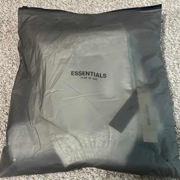 Men S Essentials Light Gray Joggers - Picture 4 of 5